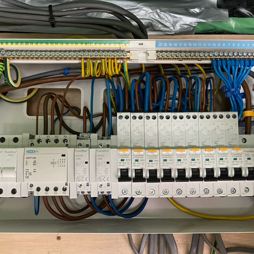 johnson-electrical,cornwall,cornish,traders.johnson electrical